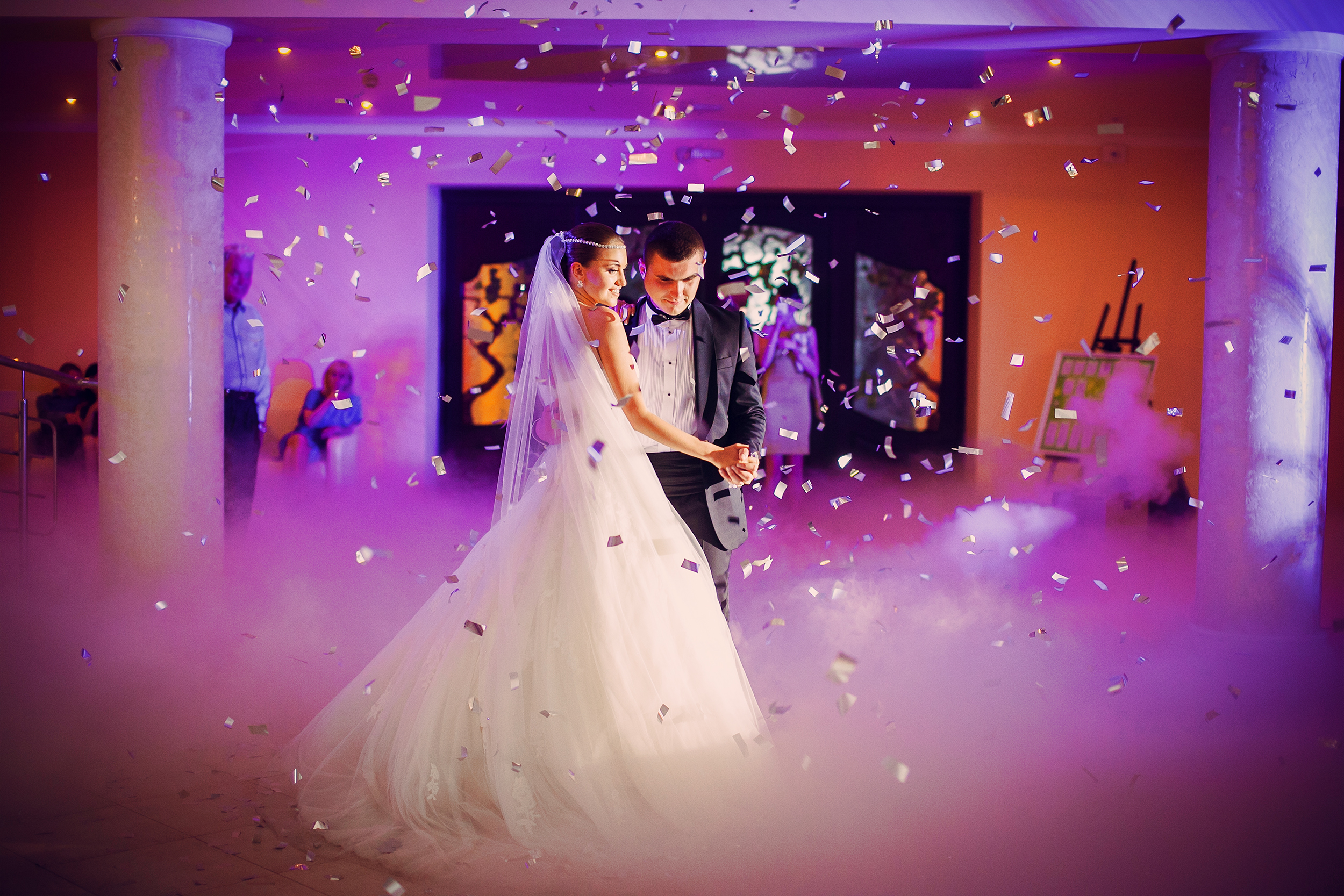 Couple dancing at a wedding reception
